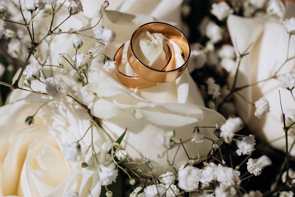 9 Creative Engagement Party Ideas