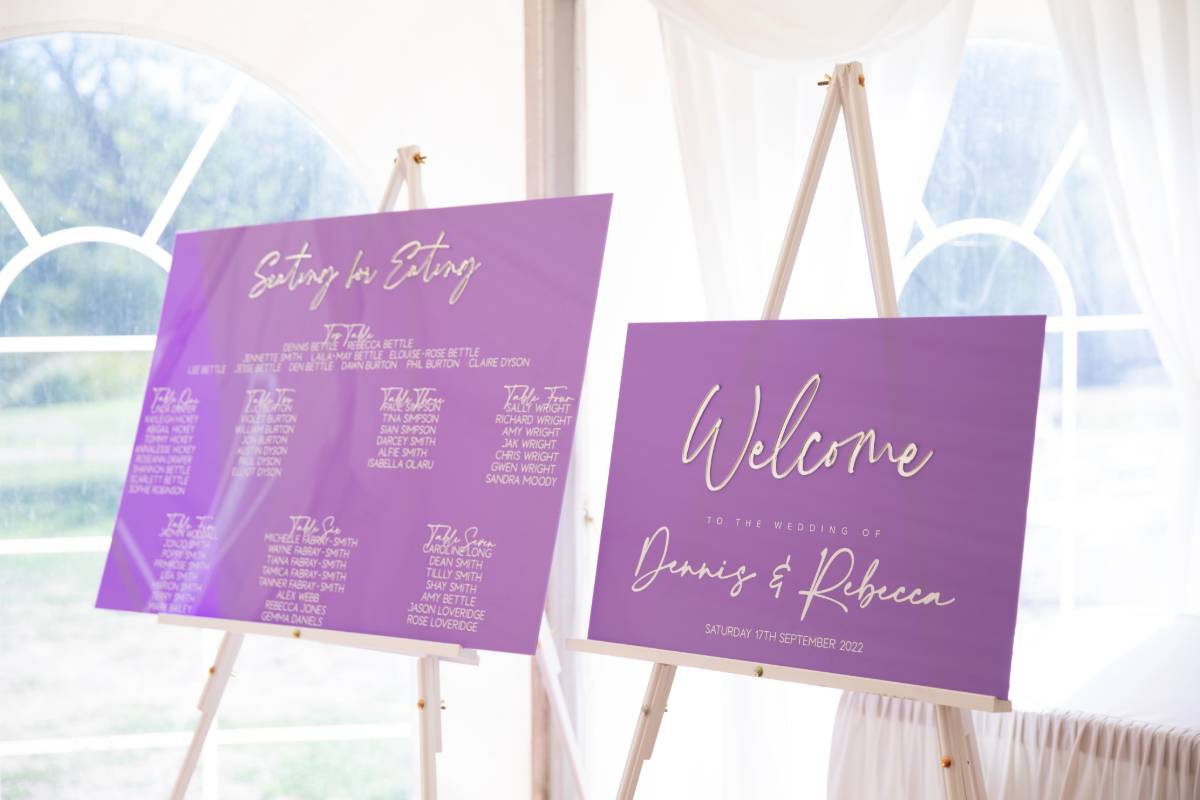 What Wedding Signs Do You Need for Your Big Day?