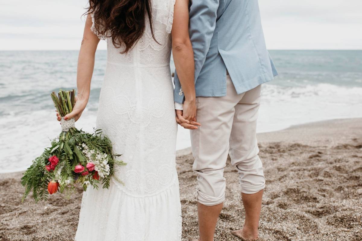 Seaside Vows: Your Beach Wedding Guide