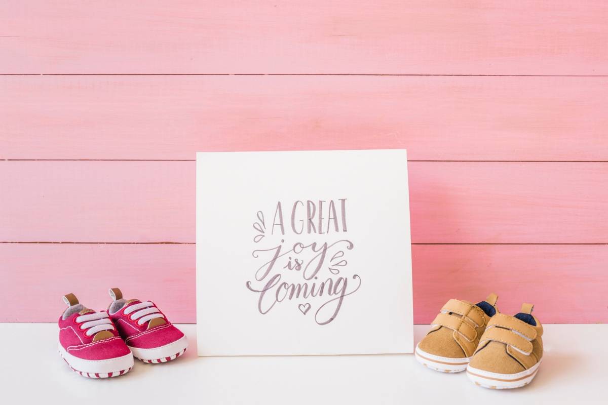 What to Write on a Baby Shower Invitation: A Complete Guide