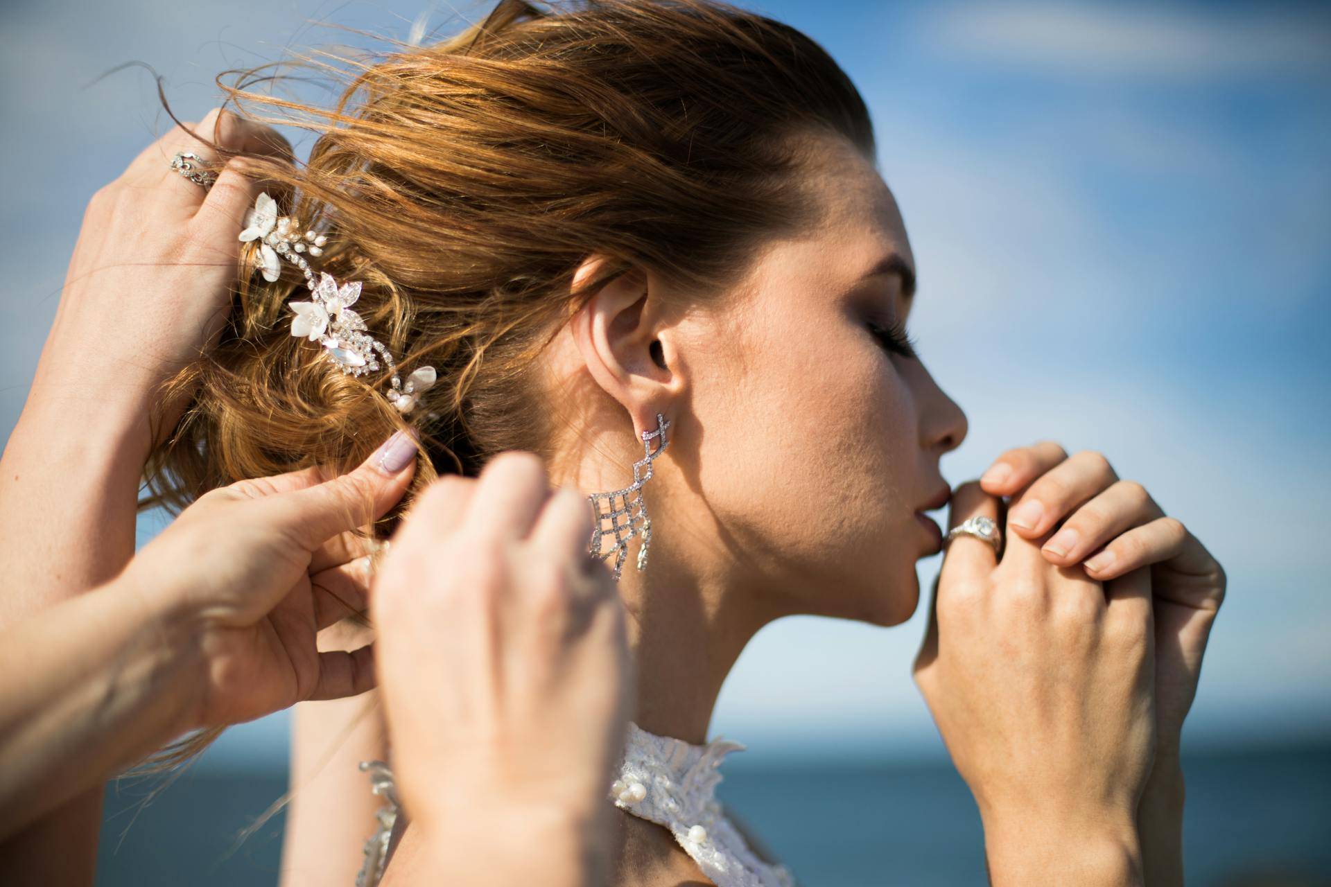 34 Beautiful Wedding Hairstyles for Short Hair